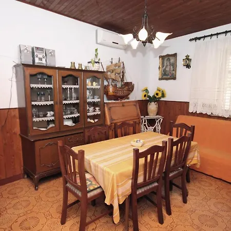 Apartment By The Sea Milna, Brac - 5677
